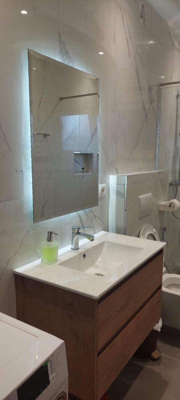 Myslym Shyri Lovely Top Apartment Tirana Eksteriør billede