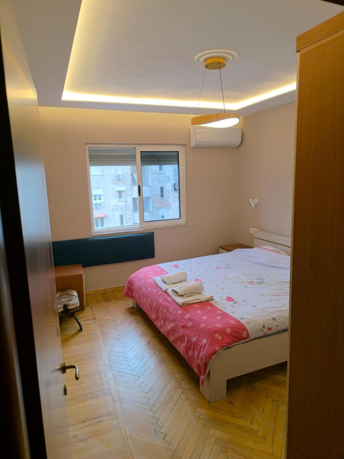 Myslym Shyri Lovely Top Apartment Tirana Eksteriør billede