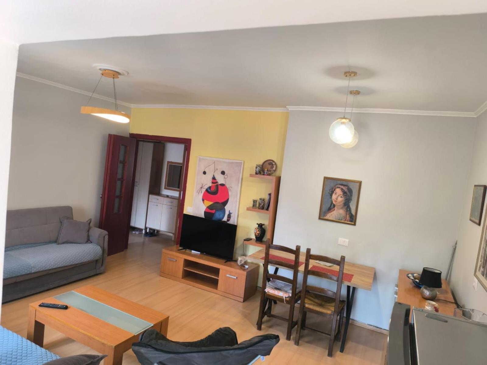 Myslym Shyri Lovely Top Apartment Tirana Eksteriør billede